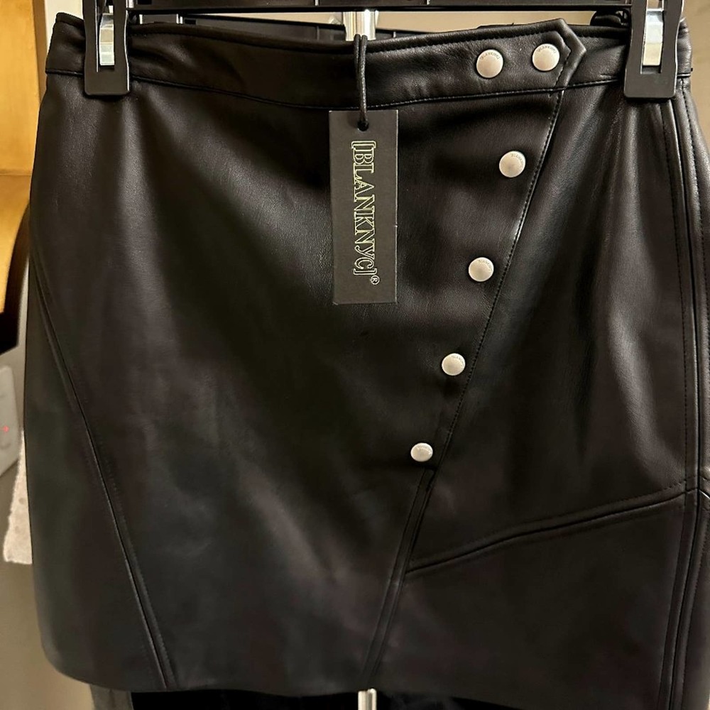 NWT Blank NYC Faux Leather mini skirt